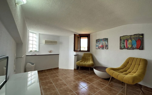 Villa Queen - Stunning 4-bedroom Maisonette in Fourka, Kassandra, Greece