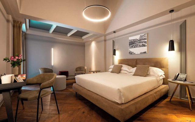 Loly Boutique Hotel