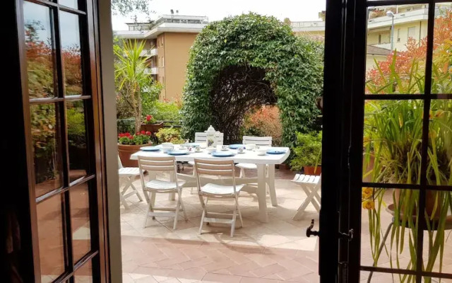 Margherita's Garden Half Villa