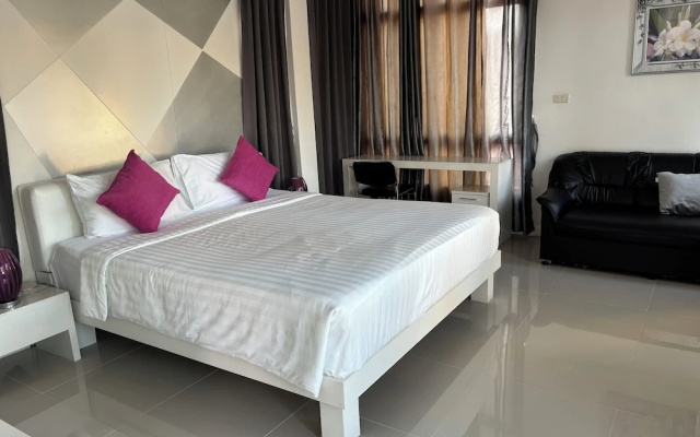 Khun Mai Villa – Guest Rooms – Pattaya