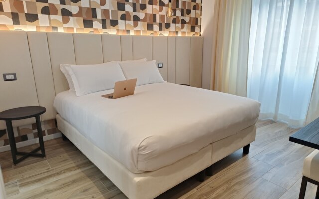 Romi Suite