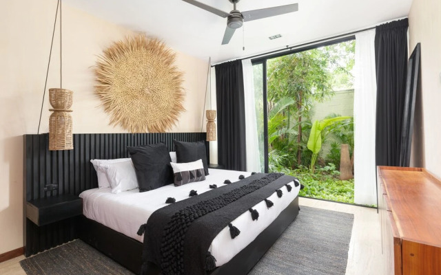 Bungalos Village 106 By Lockey