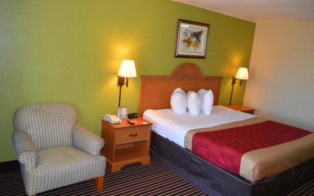 Econo Lodge Lake Charles University Area