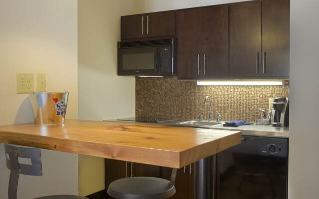The Brewhouse Inn & Suites