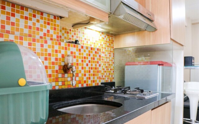 Cozy Living And Tidy 2Br Green Bay Pluit Apartment