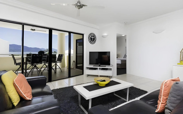 Jack & Newell Holiday Apartments