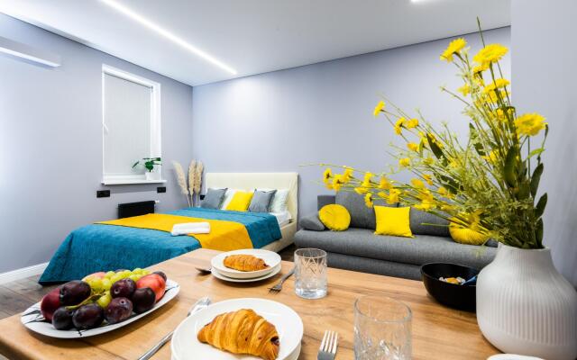 Sunmarine apartments (Санмарин апартментс) на улице Анны Ахматовой