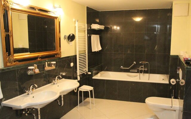 St. George Residence All Suite Hotel Deluxe