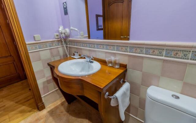 Hotel Puerta Sepúlveda by Bossh Hotels