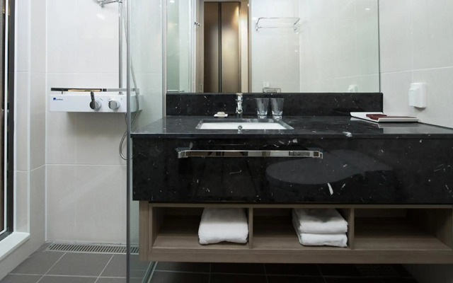 UTOP Boutique Hotel & Residence