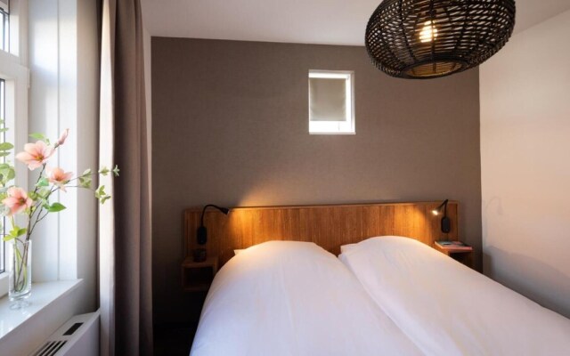 Premium Water 6p in Thorn