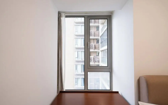 Tyms Family 2BR 1BA Apt Xujiahui Center