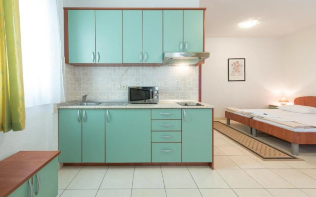 Villa Borna Apartments