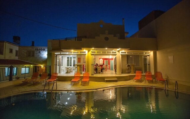 Soula Mari Apartments