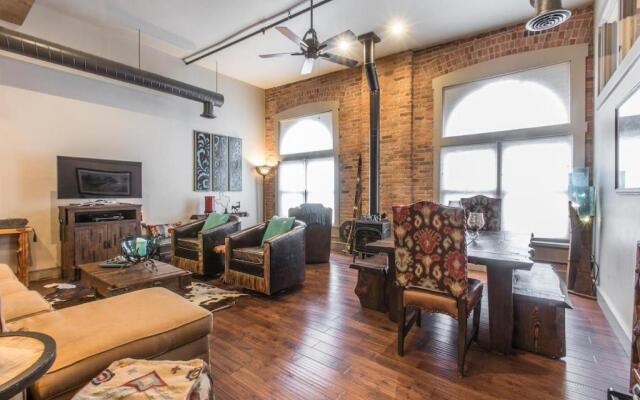 708 Main St Unit 4
