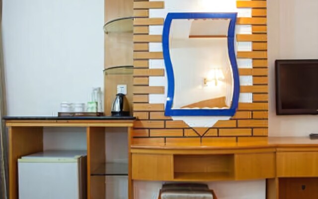 Yuhai Hotspring Hotel - Haikou