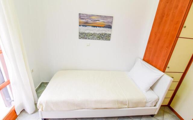 Drosia Residence 150m from Saint George Beach