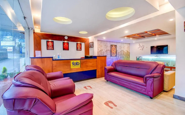Fabhotel Abirami Grand Inn