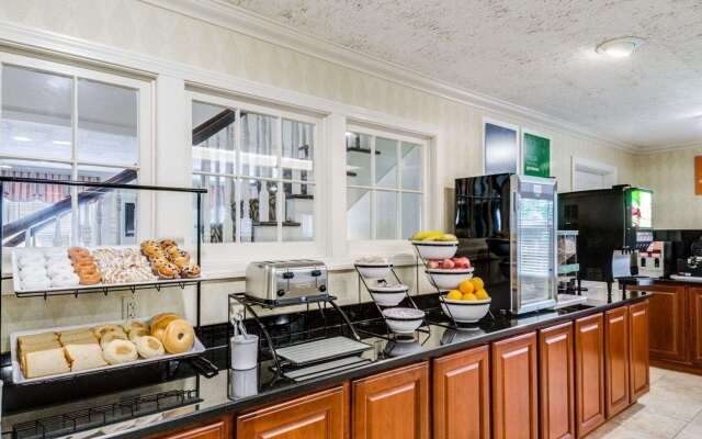 Comfort Inn Rockland - Boston