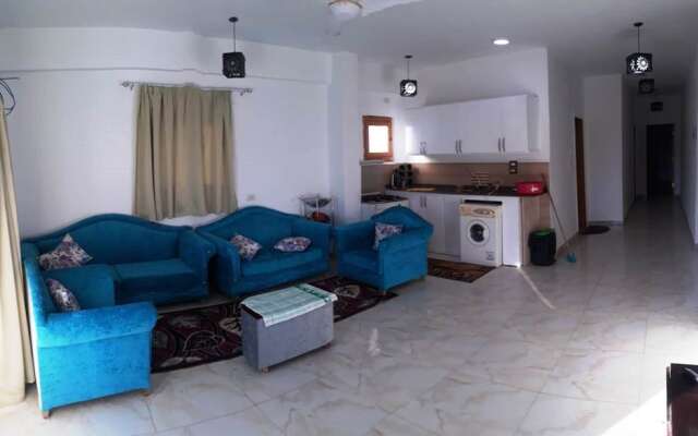 Hofni Palace Nile Niew