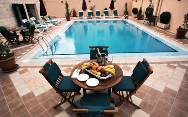 Imperial Palace Hotel