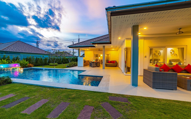 Private 3 Bedroom Pool Villa MS22
