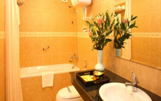 Apt Ez Holiday Hotel
