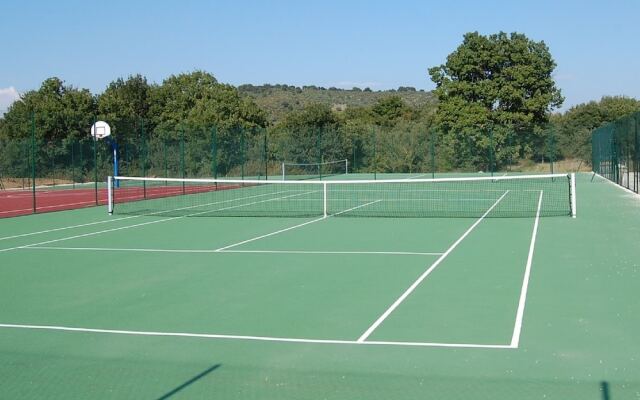 Luxurious Holiday Home in Sampzon With Private Terrace