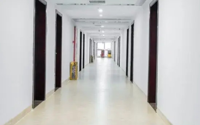 Longyan Hongchang Hotel