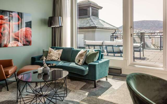 Home Bryggen Hotel