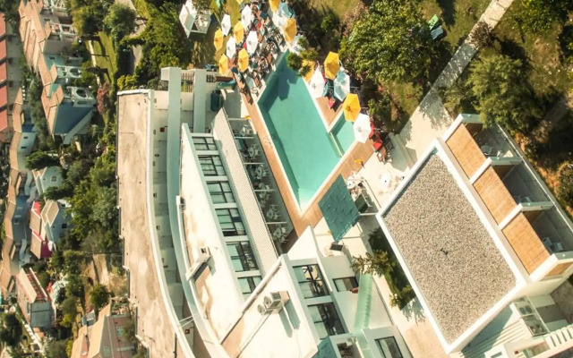 Nasos Hotel & Resort