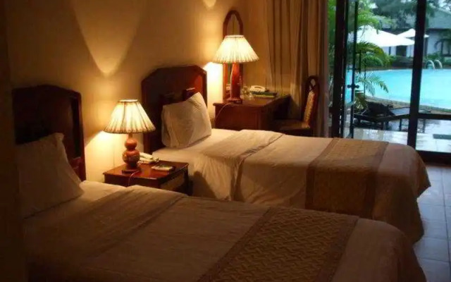 Lang Co Beach Resort