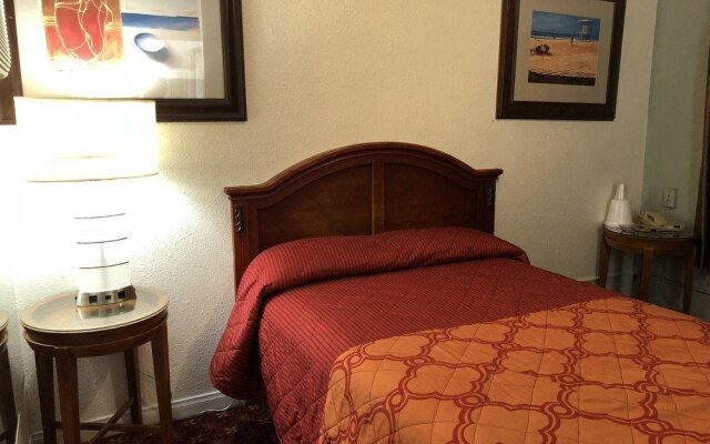 Griffith Park Motel - LA Hollywood Area