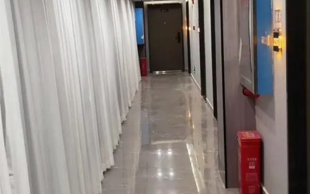 Jimmy Fashion Hotel (Changsha Yuehu Park Subway Station)