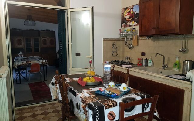 Casa Ròtre in the Historic Center of Palermo