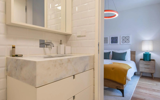 Stunning Apartment in Heart of Lisbon by LovelyStay