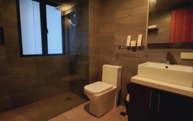 Studio Stay Servce Aprtmnt 2pax allows 3pax 17077