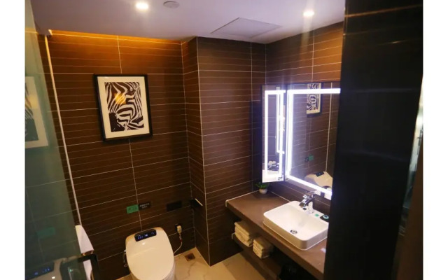 Xana Hotel (Shanghe Bus Station Hot Spring Base)