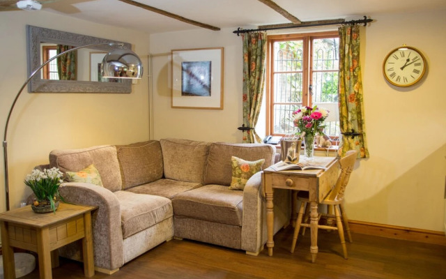 Weir Cottage
