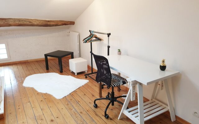 Maison de Ville Confortable Avec Cour Intérieure