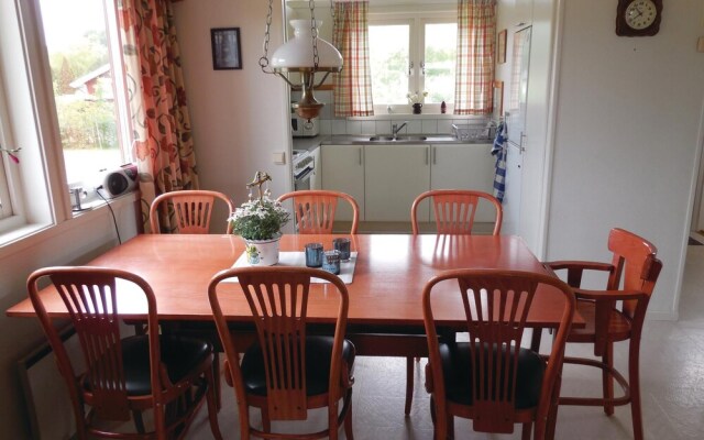 Awesome Home in Gärsnäs With 3 Bedrooms