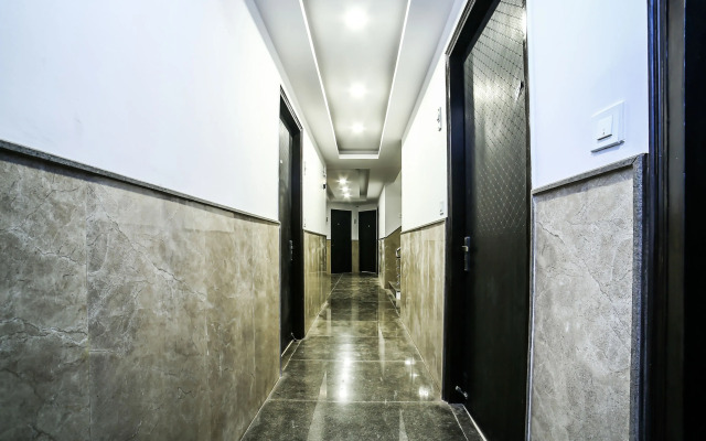 OYO 24943 Hotel Airport Zone Olive