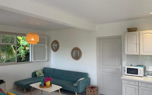 Sainte Anne, Très joli T2 refait à neuf