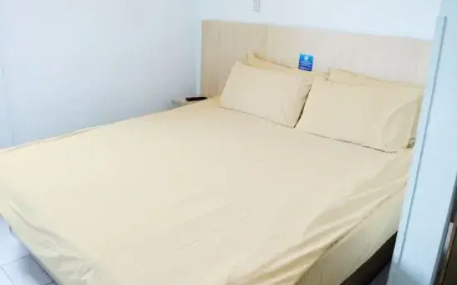 Jimmy Sunshine Fast Hotel
