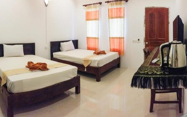 Moonlight Kiss Hostel