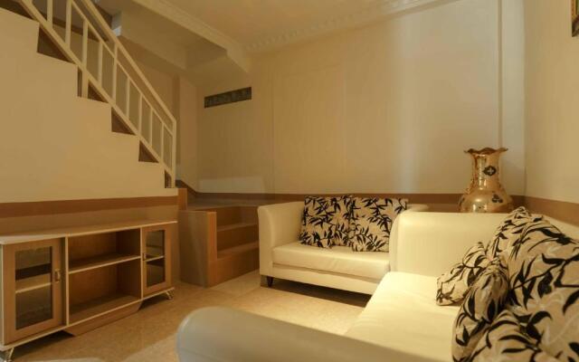 RedDoorz near Plaza Botania 1 Batam