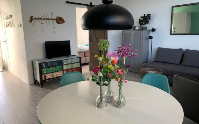 Amsterdam Beach Home 4