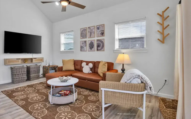 Newly Remodeled Home Minutes From Cruise Terminal