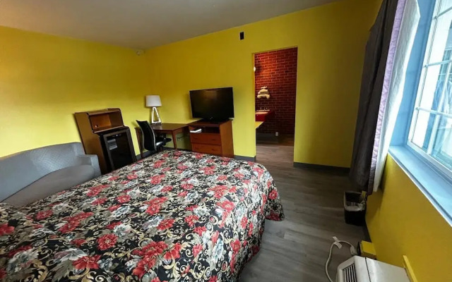 OYO Travelers Inn