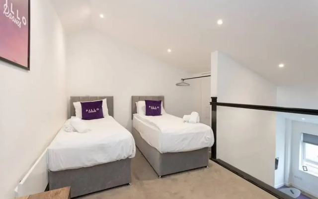 Modern and Spacious Duplex in Manchester City Centre